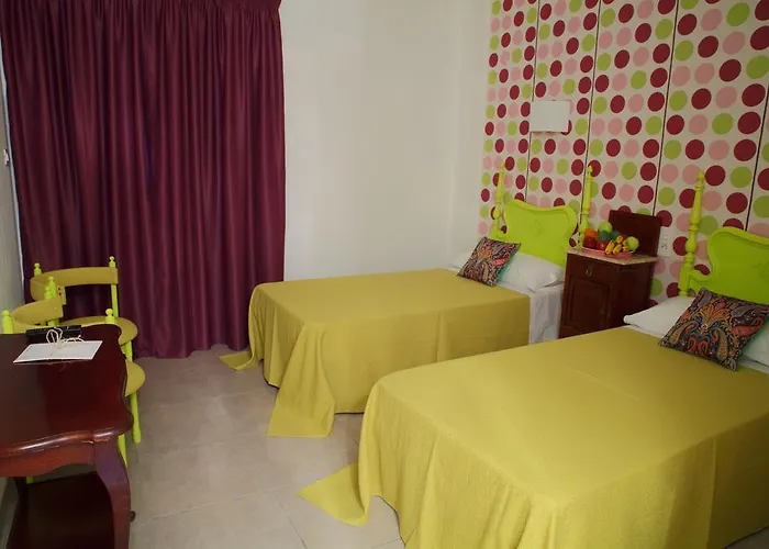 罗莎玛丽旅馆 2* 拉克鲁斯